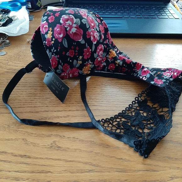 Ladies bras - Picture 5 of 7